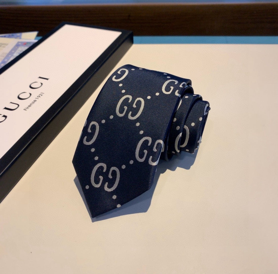 Gucci Style Men's Oversized GG Silk Tie