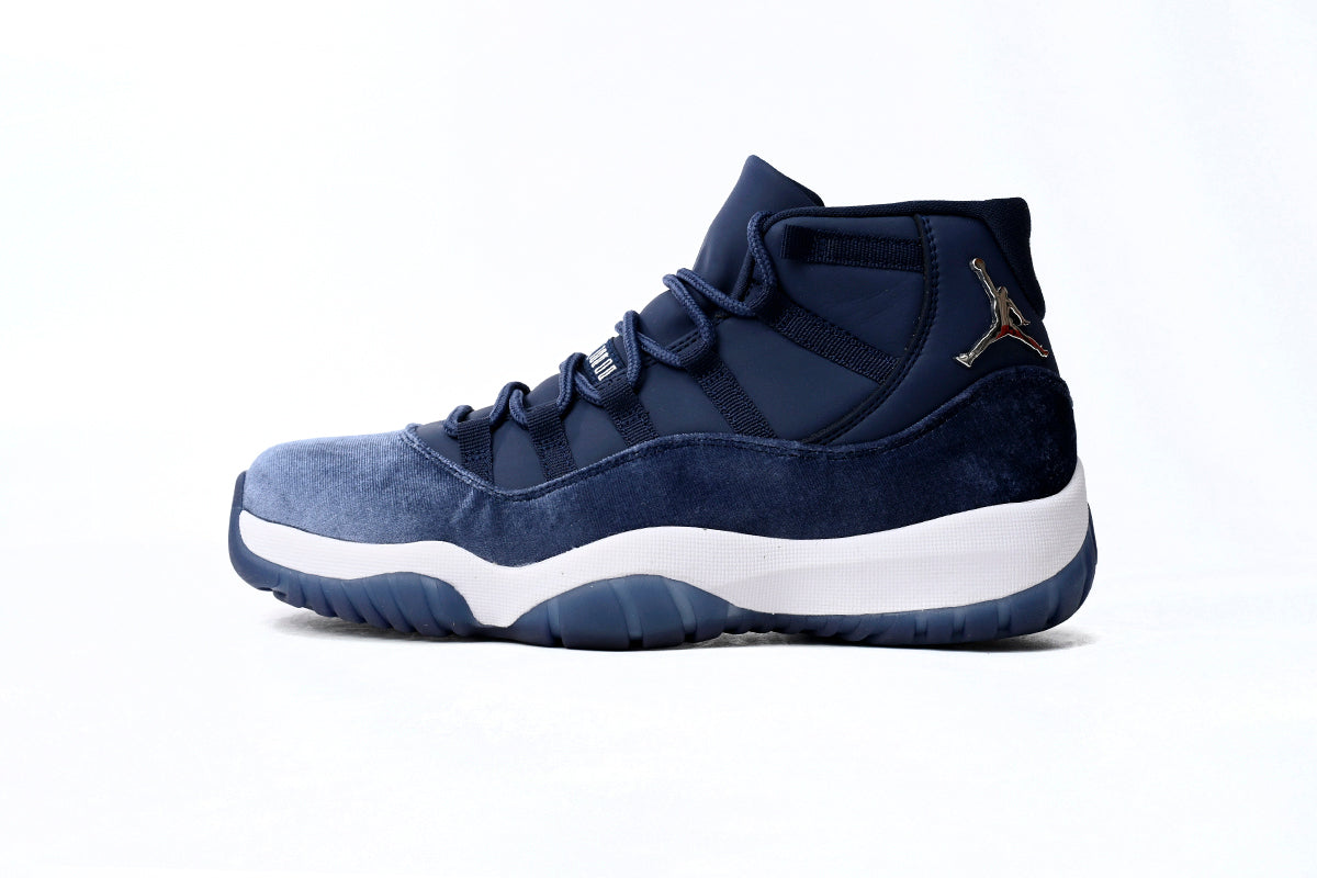 Air Jordan 11 Retro Midnight Navy Reps Sneaker AR0715-441