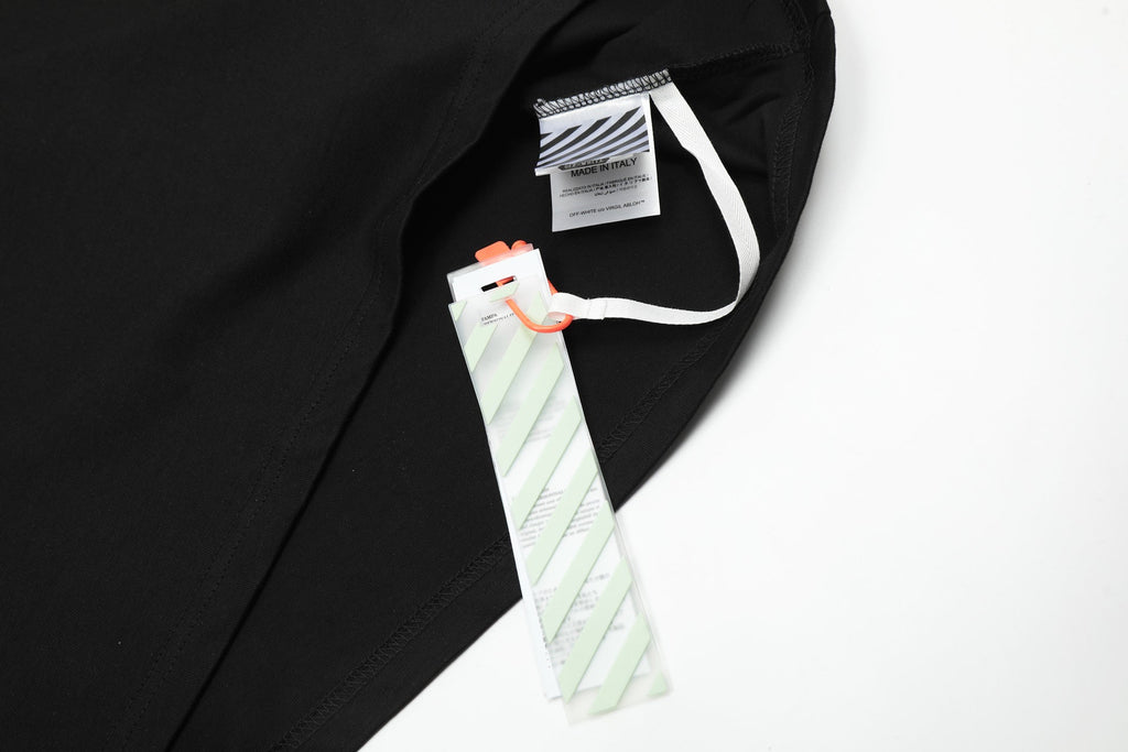 Off-White Alien Pattern T-Shirt