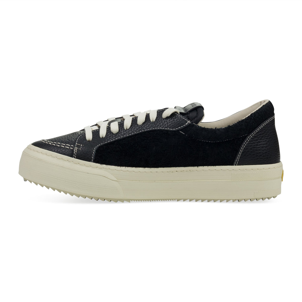Black V1 Low Sneaker