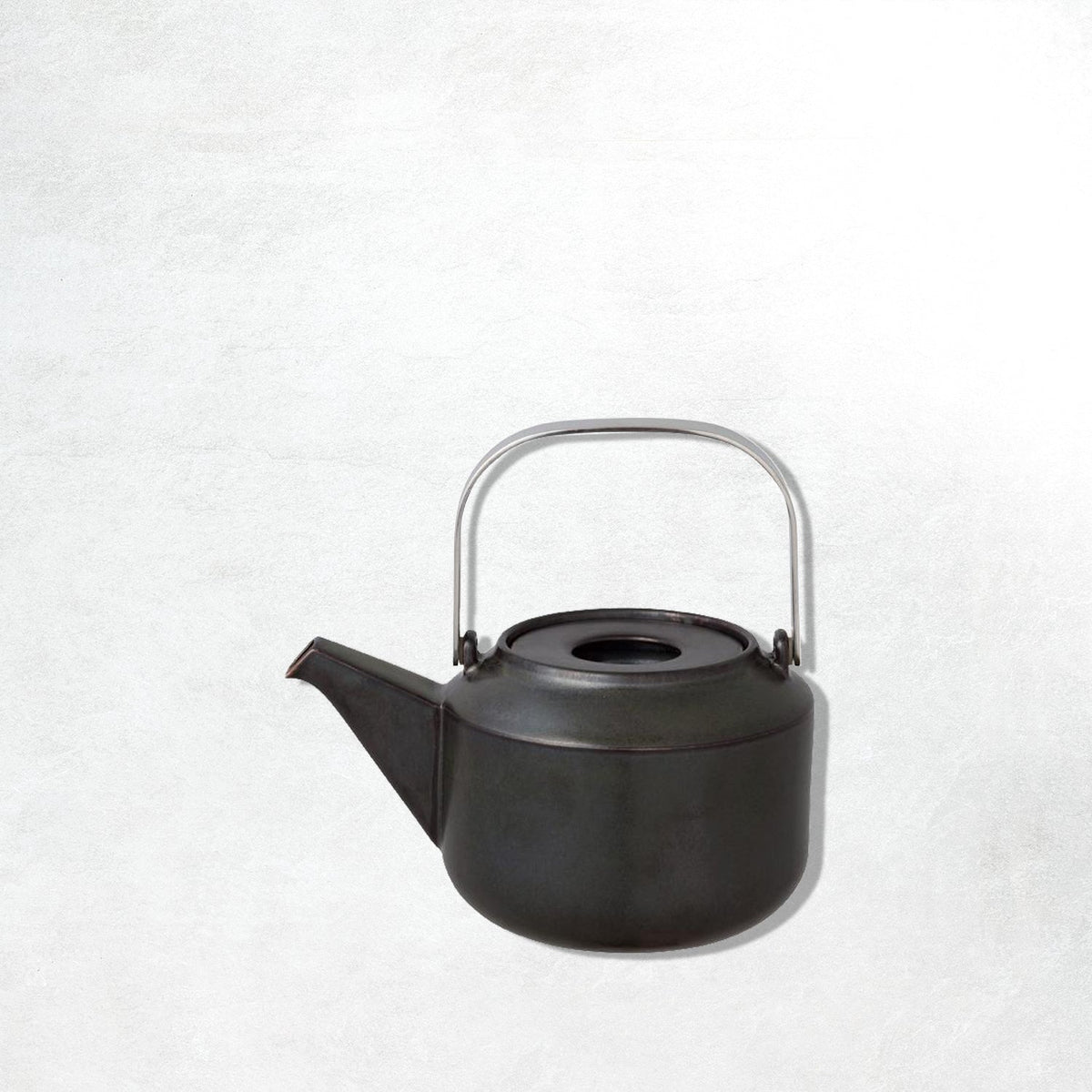 Kinto LT teapot 600ml black