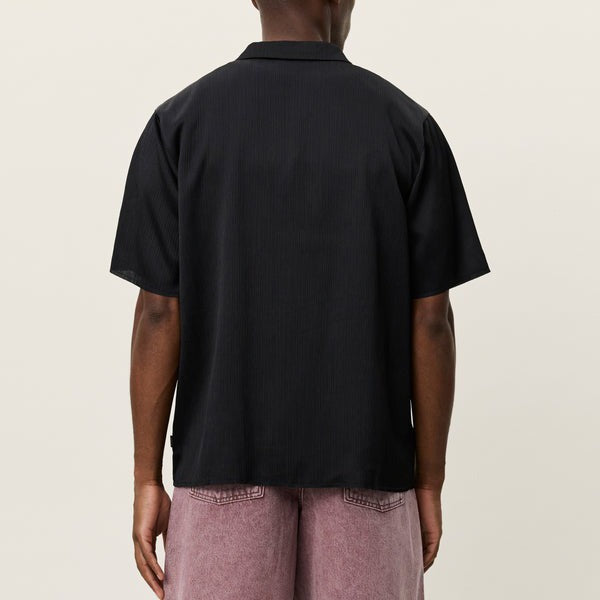 Les Deux Hector Plissé SS Shirt: Black