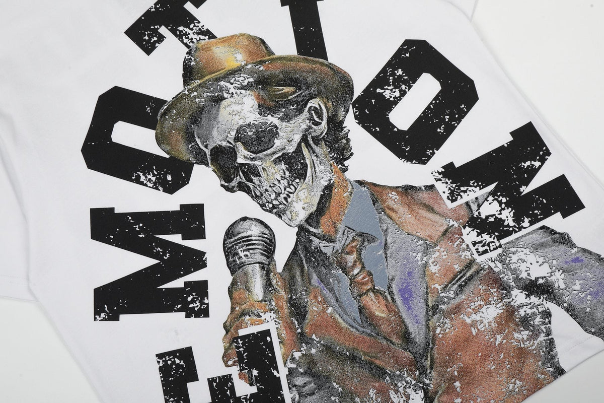 MIXED EMOTION Distressed Skull Graphic T-Shirt