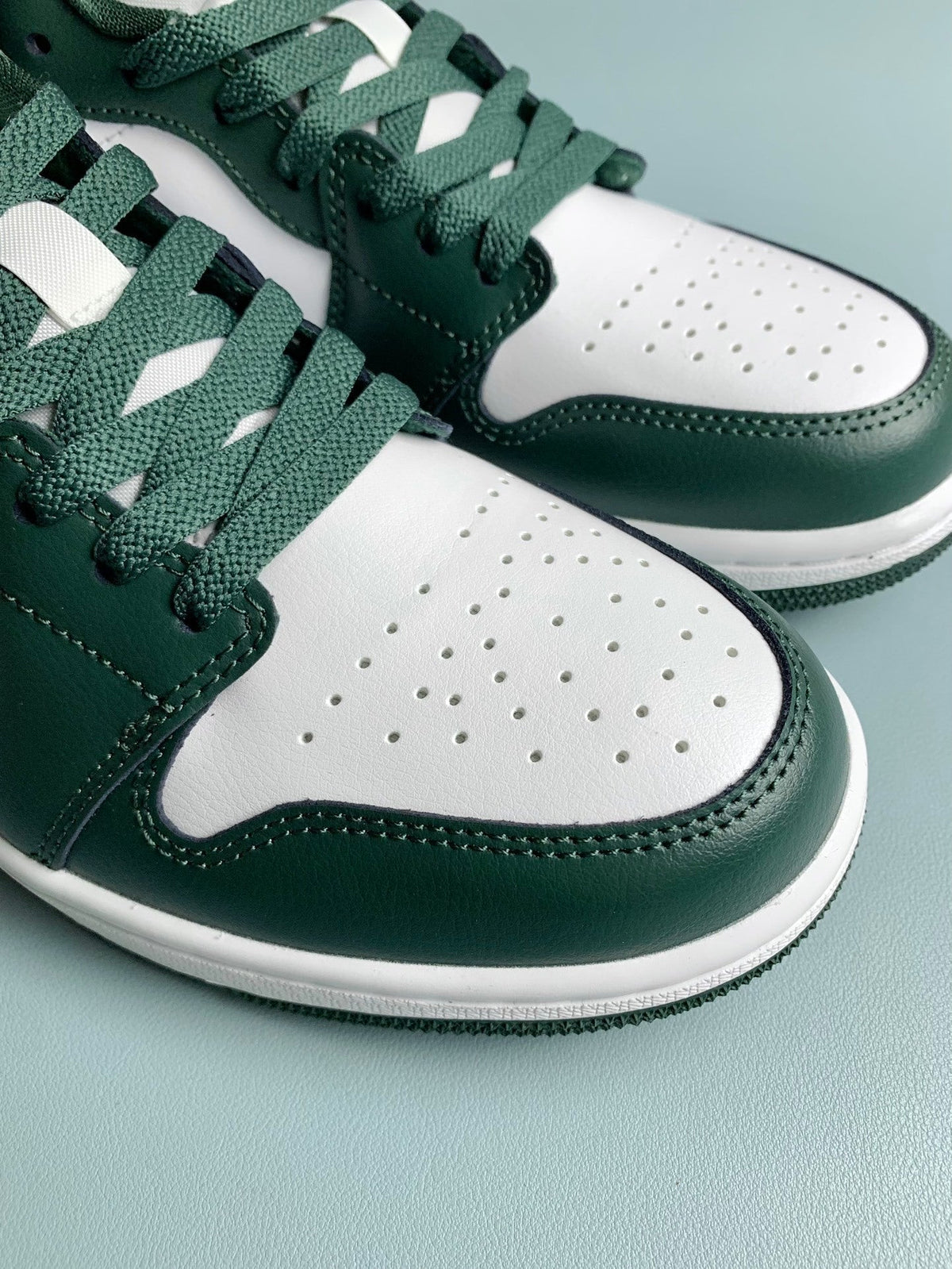 Air Jordan 1 Low Olive Green and White Unisex Sneakers DC0774-113