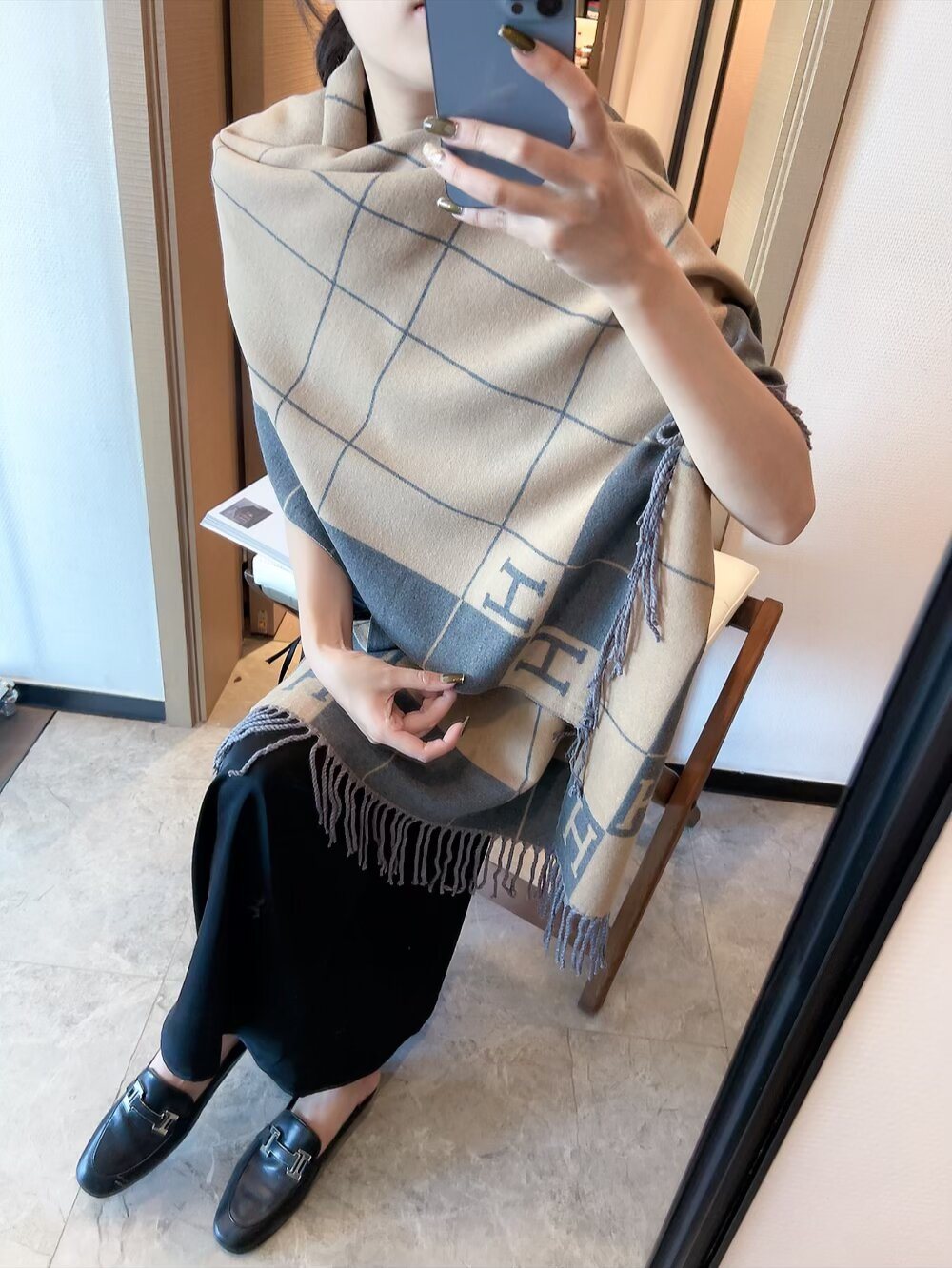 Hermès Light Beige and Black Grid Fringed Scarf