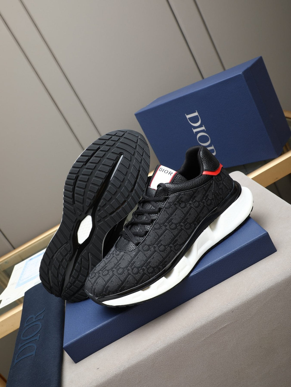 Dior Oblique Low-Top Sneakers