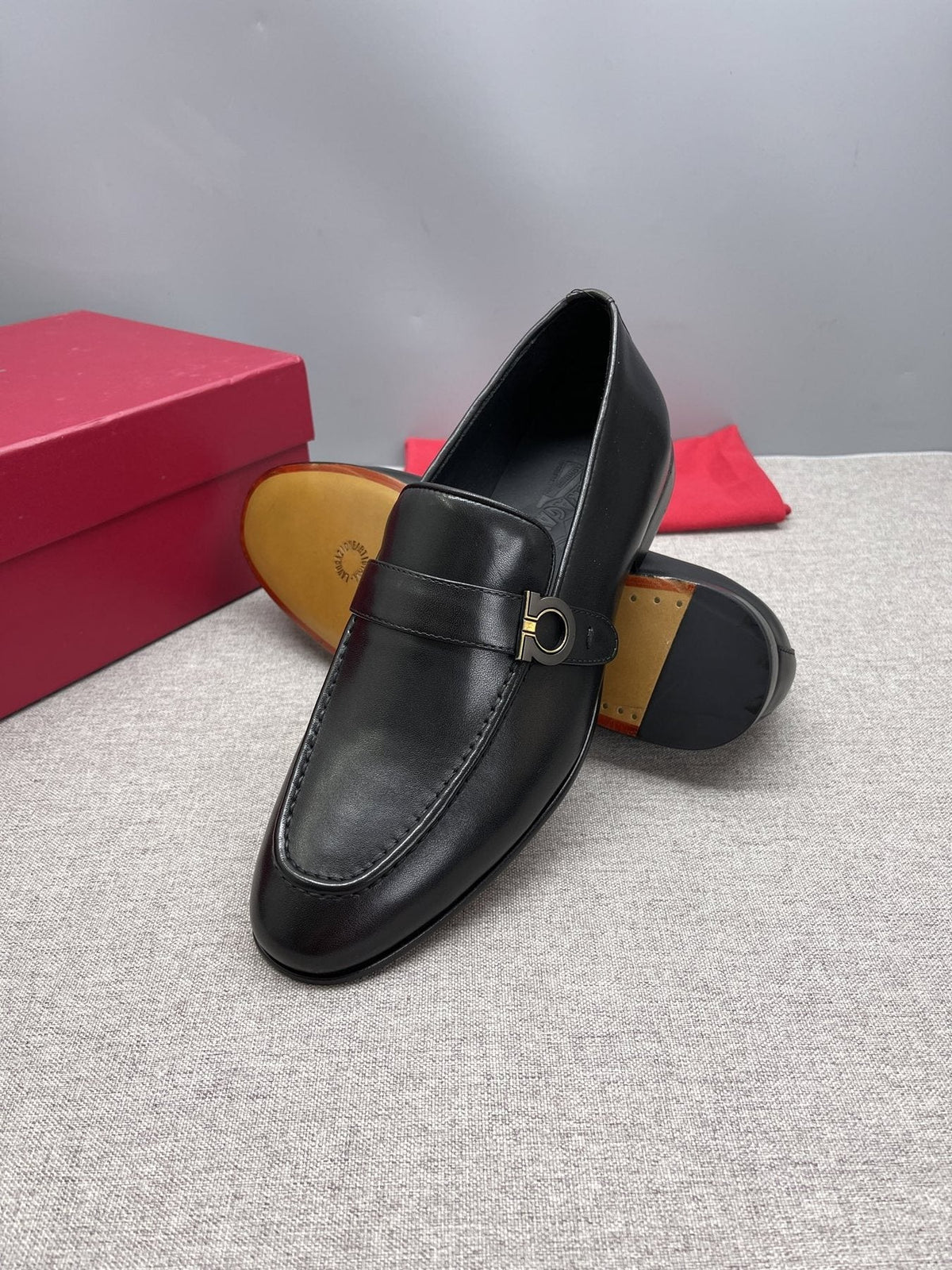 Ferragamo Men's Black Gancini Hardware Loafers