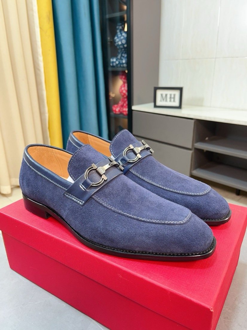Ferragamo Men's Bit Loafers - Apron Toe With Contrast Stitching
