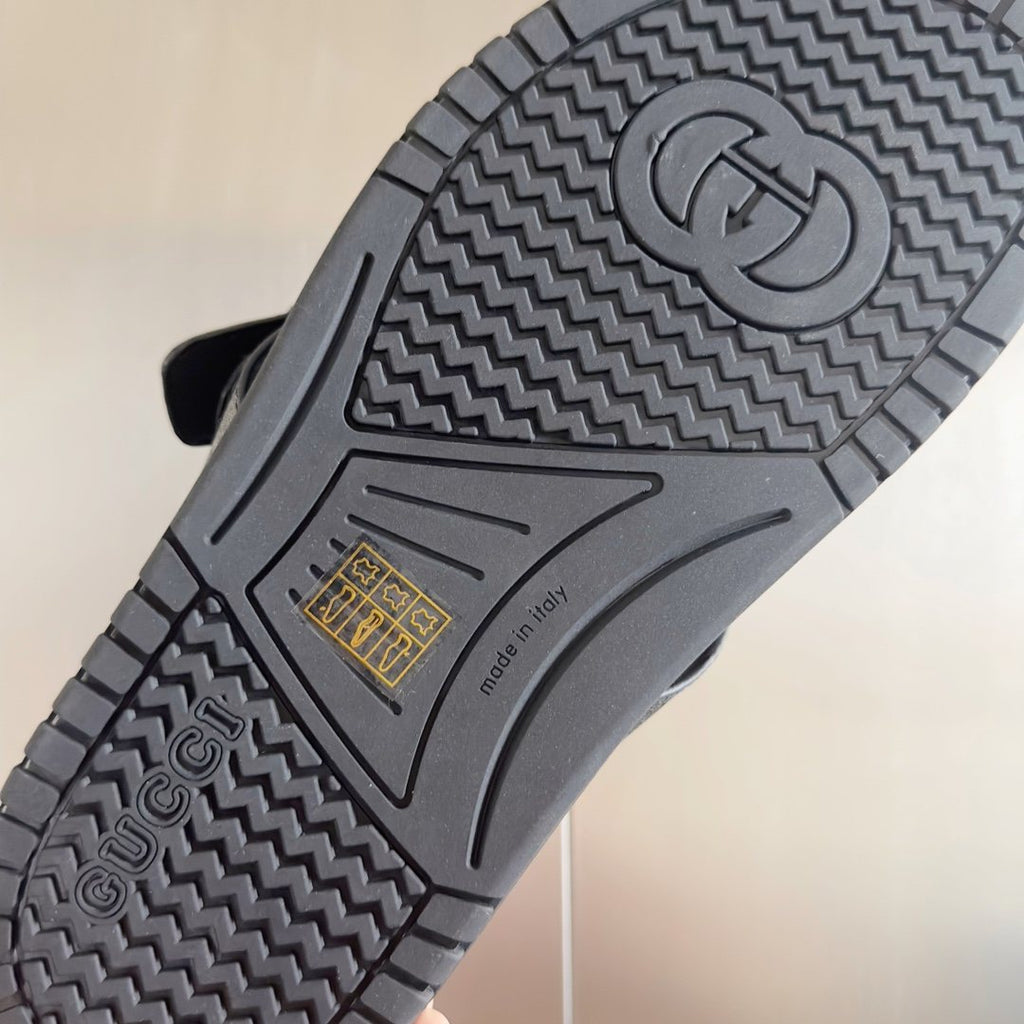 Gucci Black and Gray Monogram Toe-Post Sandals